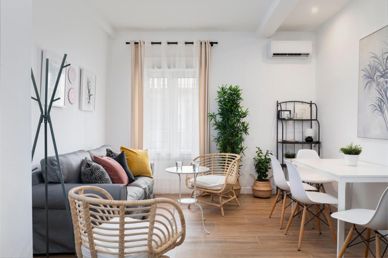 Mino Suite Apartment Sevilla Eksteriør bilde