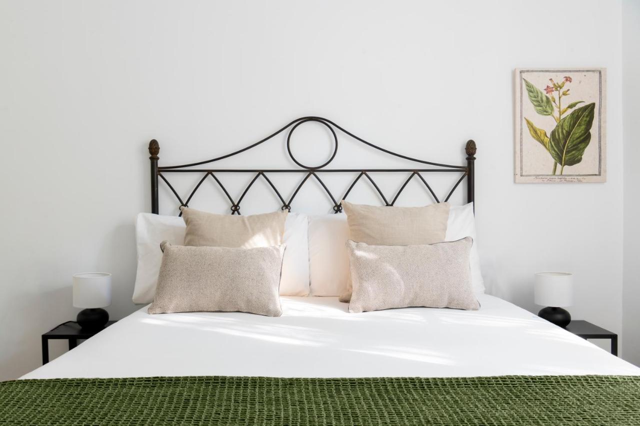 Mino Suite Apartment Sevilla Eksteriør bilde