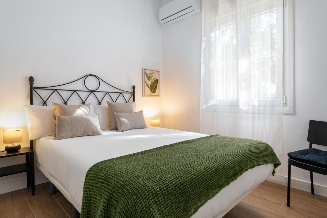 Mino Suite Apartment Sevilla Eksteriør bilde